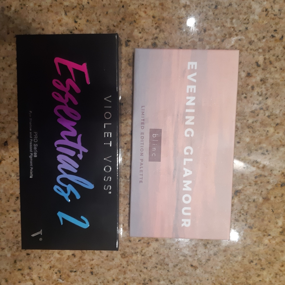 Eyeshadow bundle: Violet Voss & Blinc